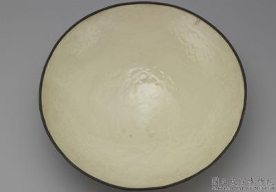 图片[2]-Bowl with impressed floral pattern in white glaze, Song dynasty (960-1279)-China Archive